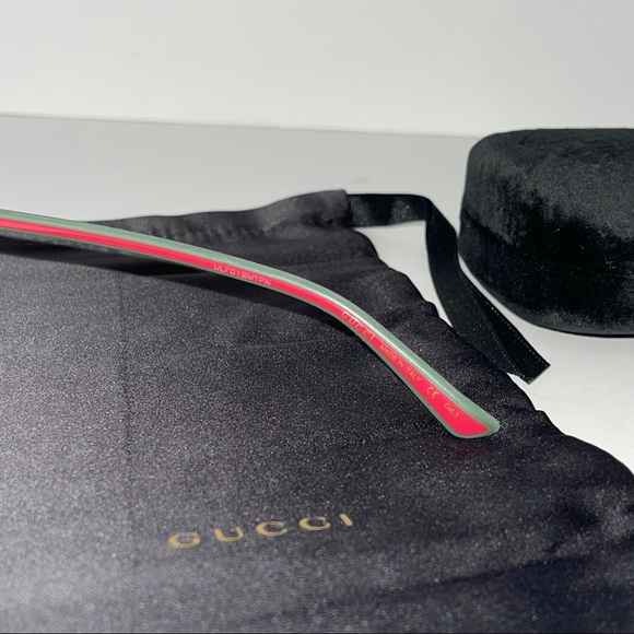 GUCCI Authentic New 52mm Round Signature Logo Sunglasses With Case, Cloth & Tag - Picture 12 of 16